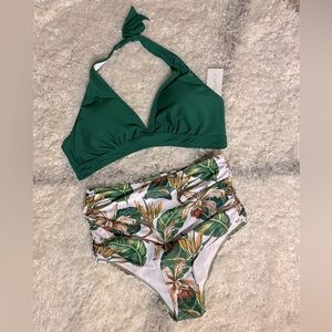 Sexy swimwear emerald green, white & tropical print women’s bikini size XL NWT